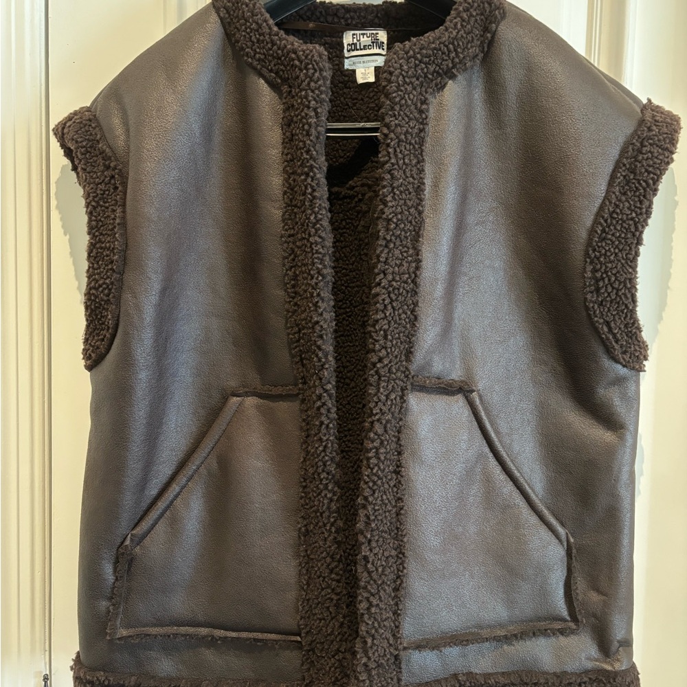 Future Collective Women’s Casual Faux Shearling Vest
